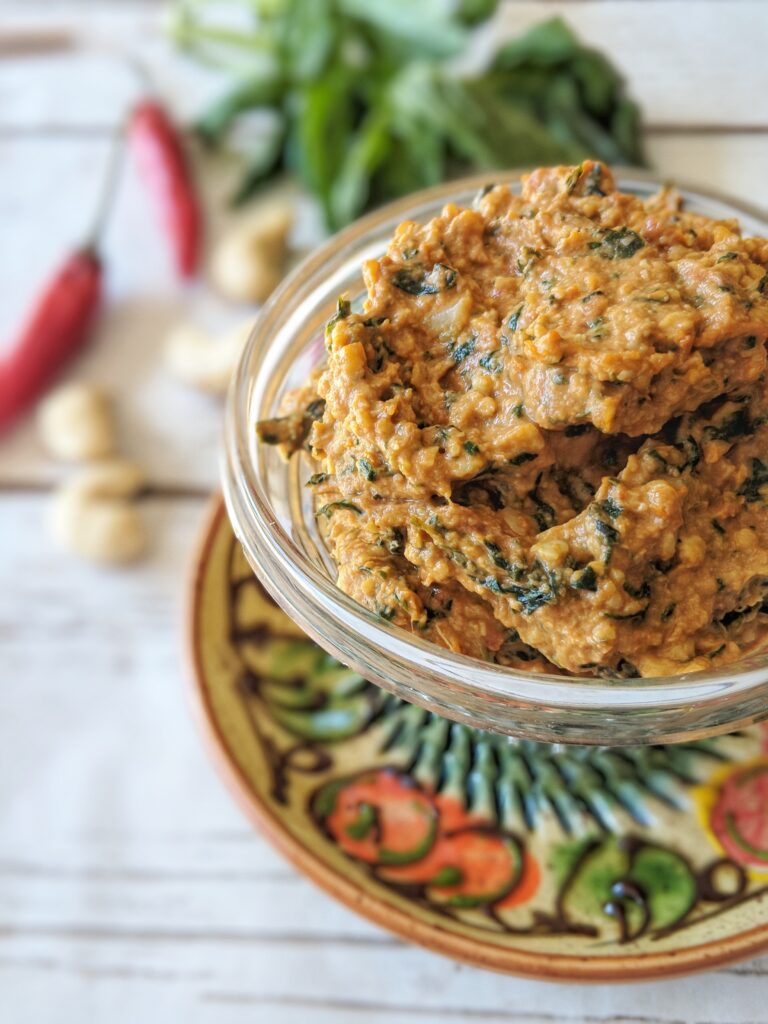 This Easy Vegan Sun-Dried Tomato Pesto is dairy-free, gluten-free, Paleo-friendly, Whole30 compliant and Keto-friendly!