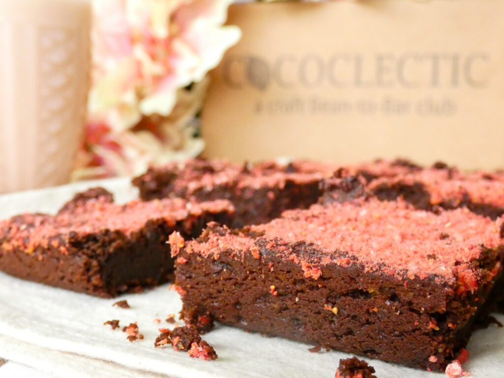 Made with Vegan and Paleo-friendly ingredients, these dark chocolate avocado fudge brownies are moist, fudgy and absolutely delicious.